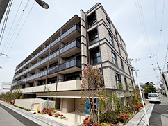 レジェイド帝塚山